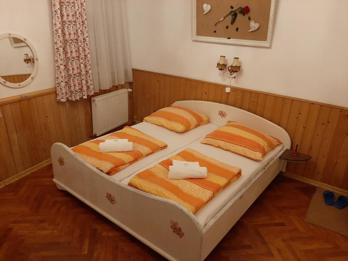 Apartmán Ducville 1 Brašov Exteriér fotografie